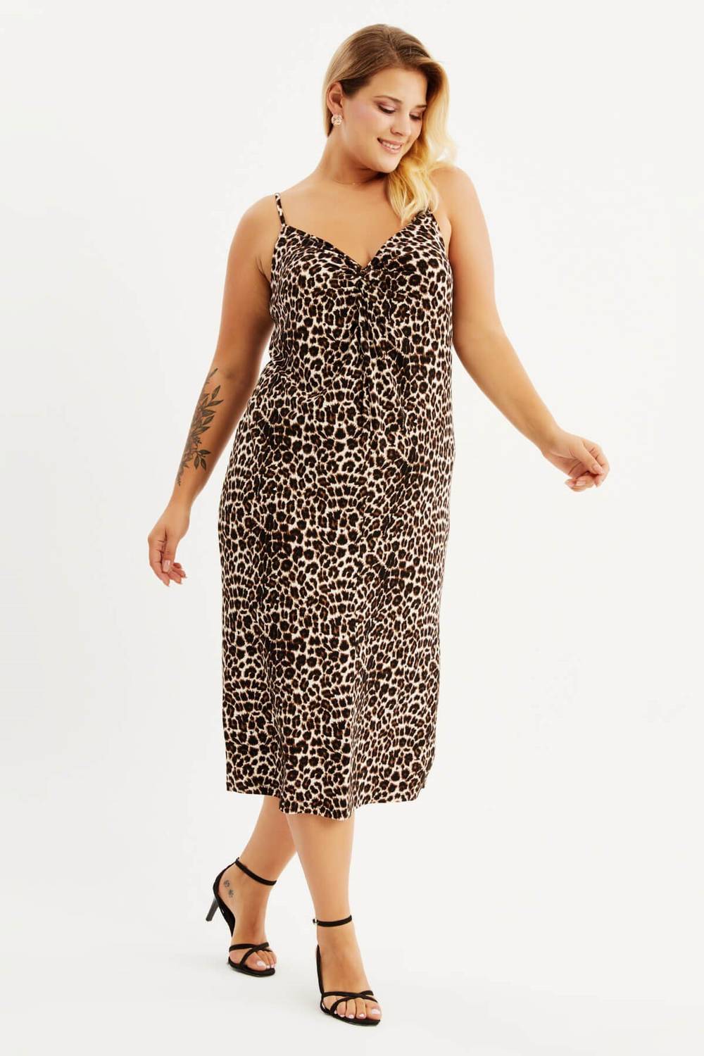 فستان معقود بحزام حبل