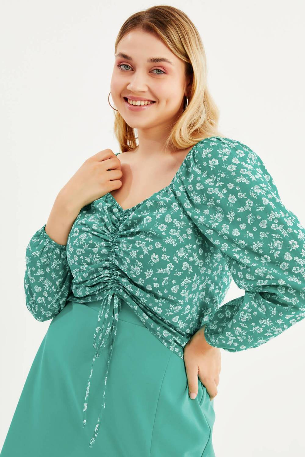 Топ с квадратным вырезом и сборкой больших размеров, цвет зеленый, легкий, хлопковая ткань, свободный крой, длинный рукав