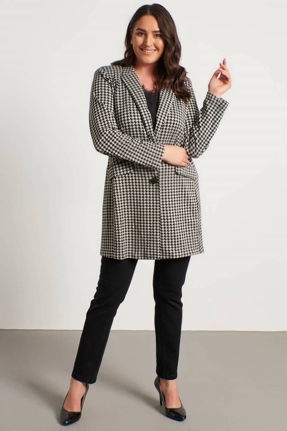 Жіночий в'язаний довгий жакет без підкладки, широкий фасон, V-подібний виріз, чорний, складається з 77% поліестеру, 20% віскози, 3% еластану