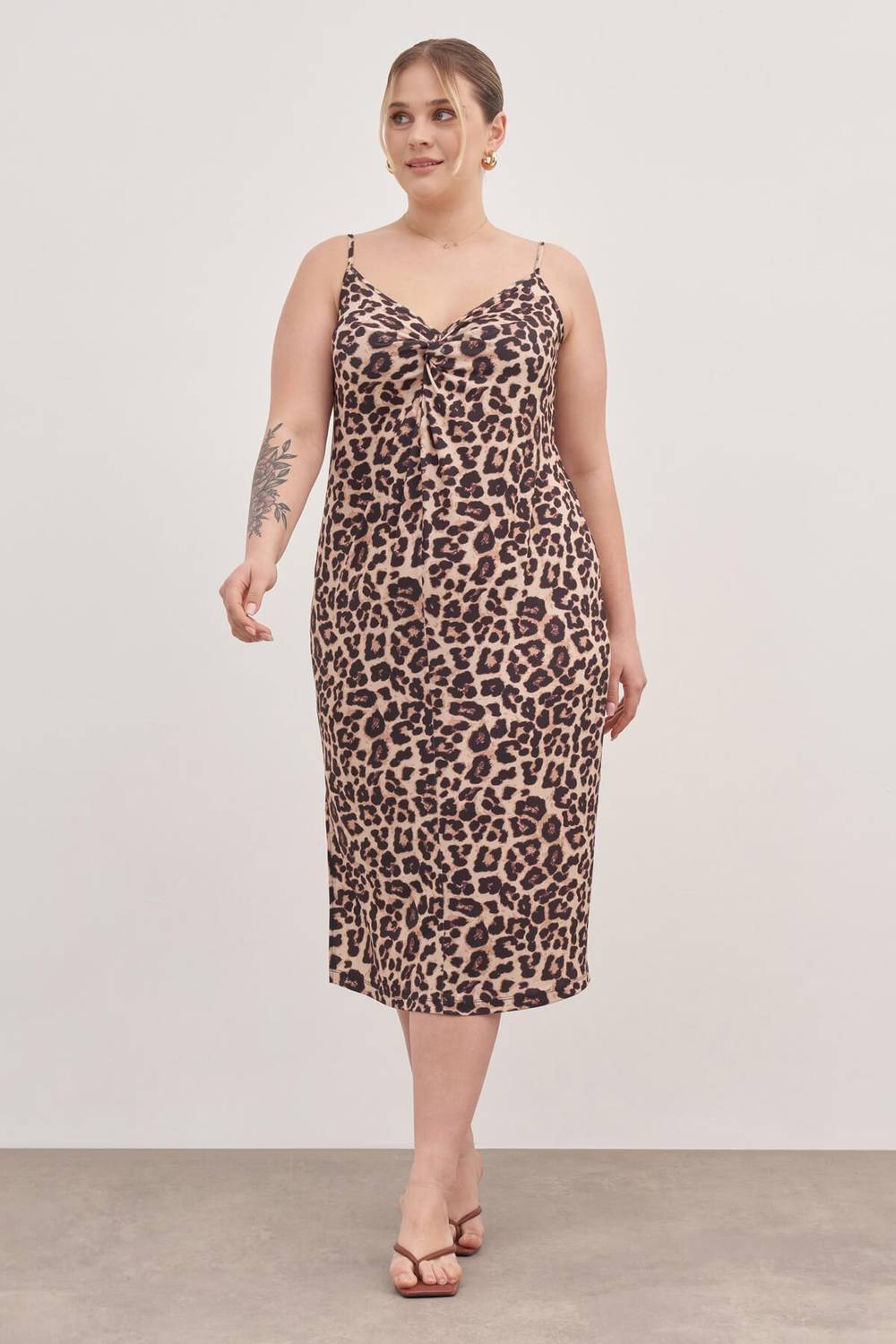 Сукня з в'язкими бретелями та вузлом, вільний крій, леопардовий малюнок, V-образний виріз, з легкого трикотажу, розміри 40-54