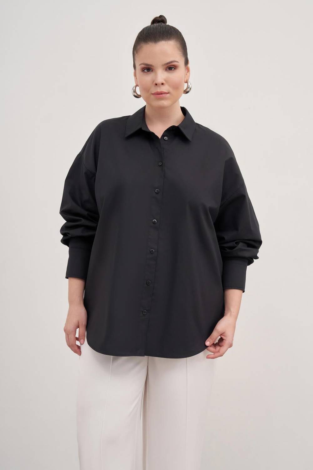 Основная хлопковая рубашка большого размера, прямой крой, длинные рукава, черного цвета, 100% хлопок, комфортная посадка