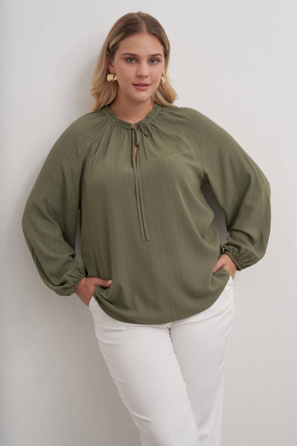 Блестящая блуза с шнуровкой больших размеров, цвет хаки, размеры 40-54