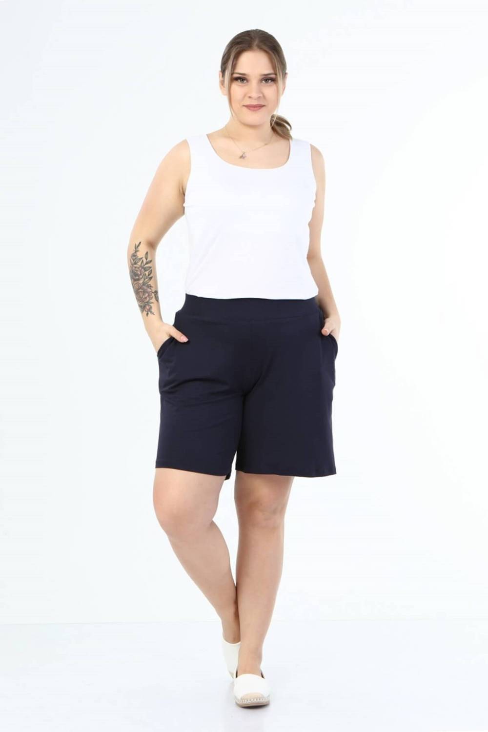 شورت قطني ممشط بجيب مطاطي