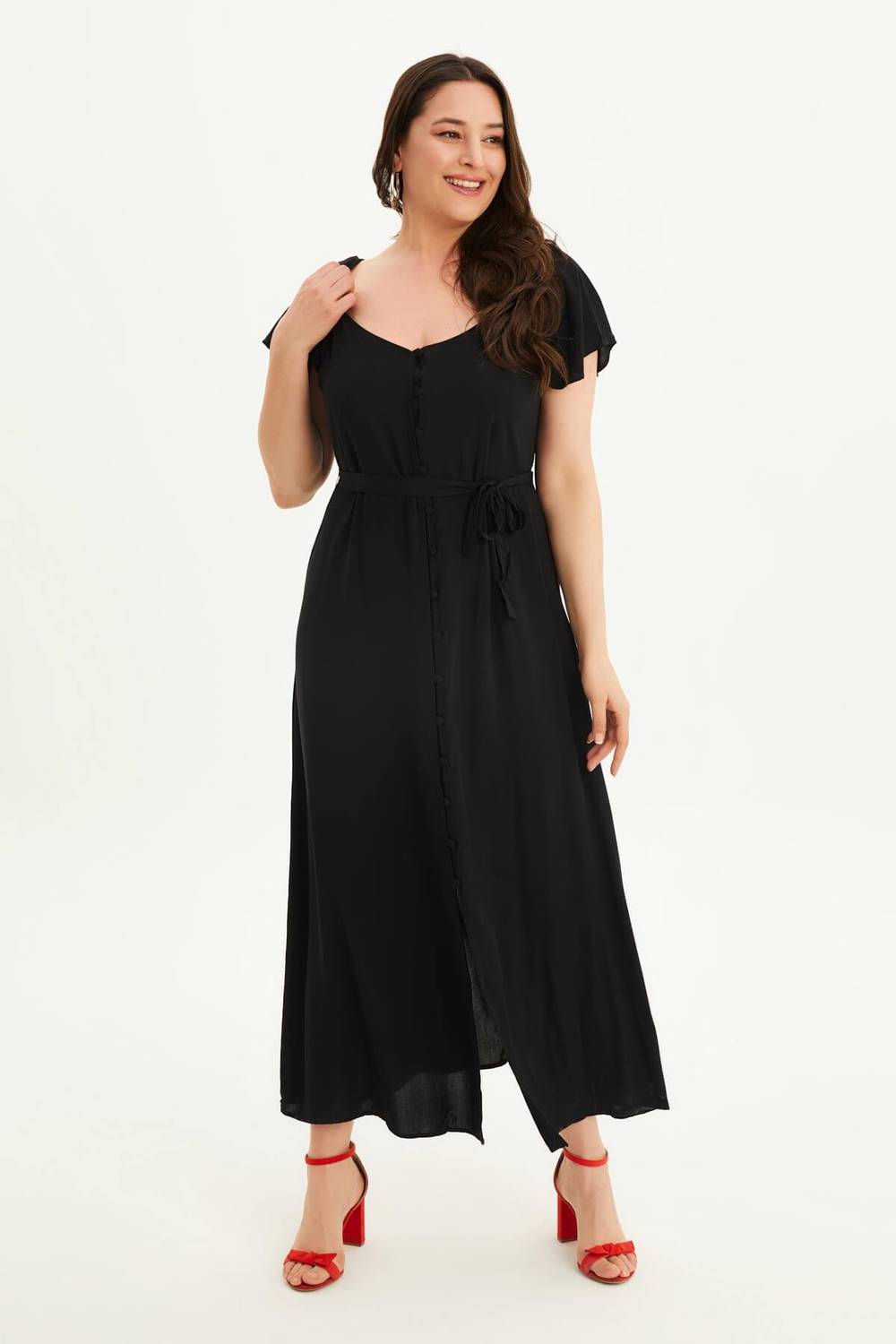 فستان طويل بلا أكمام