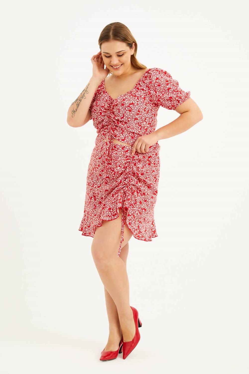 Arka Bel Lastikli Yanı Büzgülü Etek 