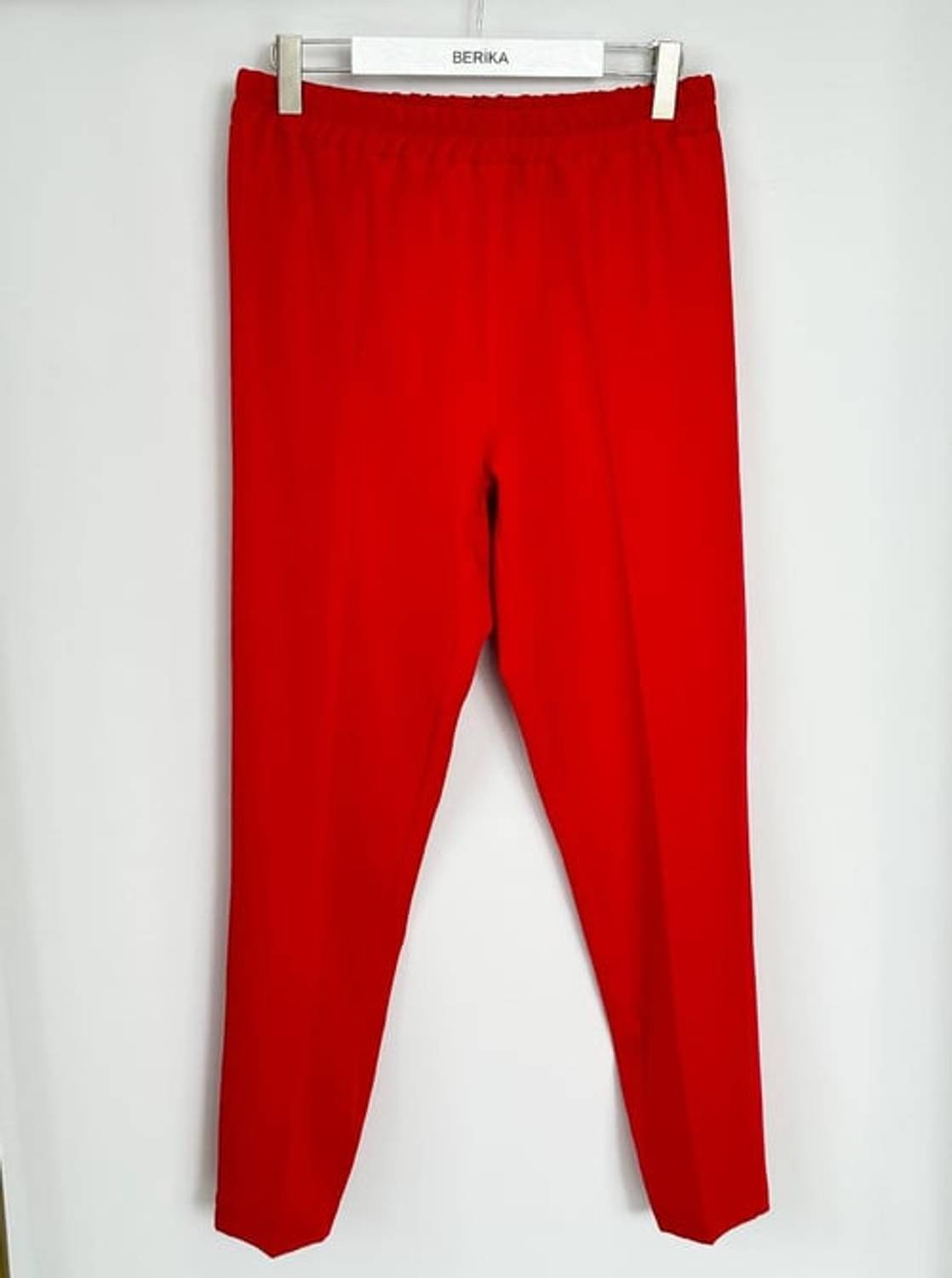 بنطال قماش كلاسيكي باللون الأحمر بأحجام متنوعة 36/38/40 و42/44/46 و48/50/52