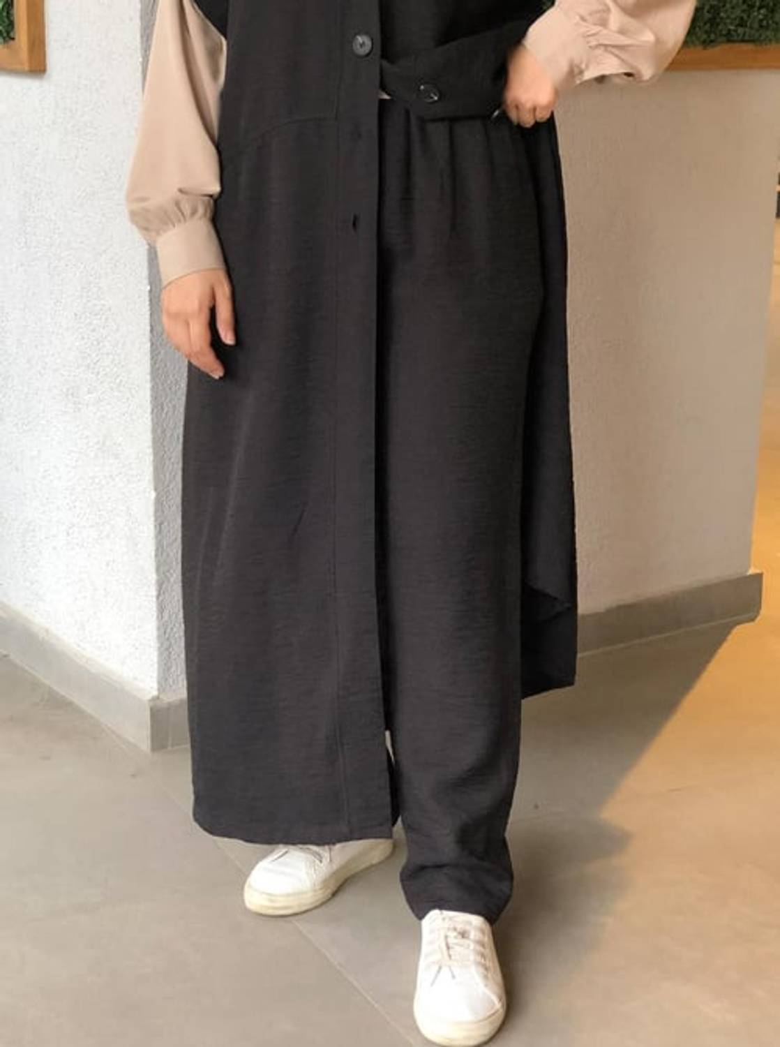 Чорні льняні штани, різні розміри 36-52, комфортний матеріал, стильний фасон для будь-якого випадку