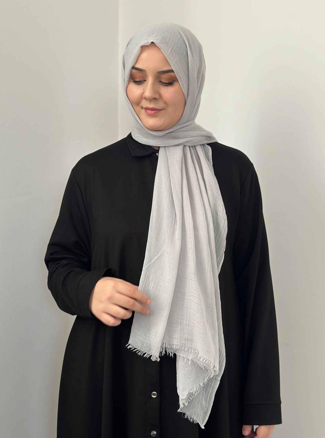 شال قطن خفيف رمادي فاتح 193cm x 90cm سهل الغسل، لا يحتاج إلى كي، يناسب جميع الأذواق