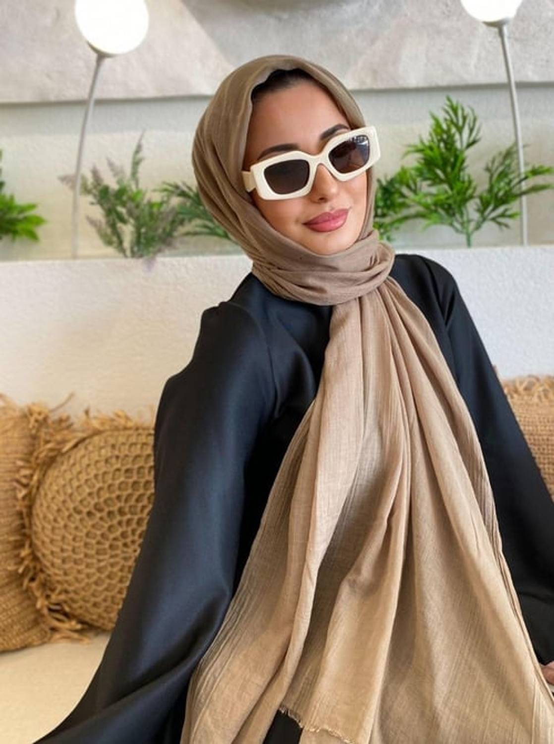 Легкий бавовняний шарф у світлому кольорі, без необхідності прасування, розмір 193 см x 90 см, ідеальний для щоденного носіння