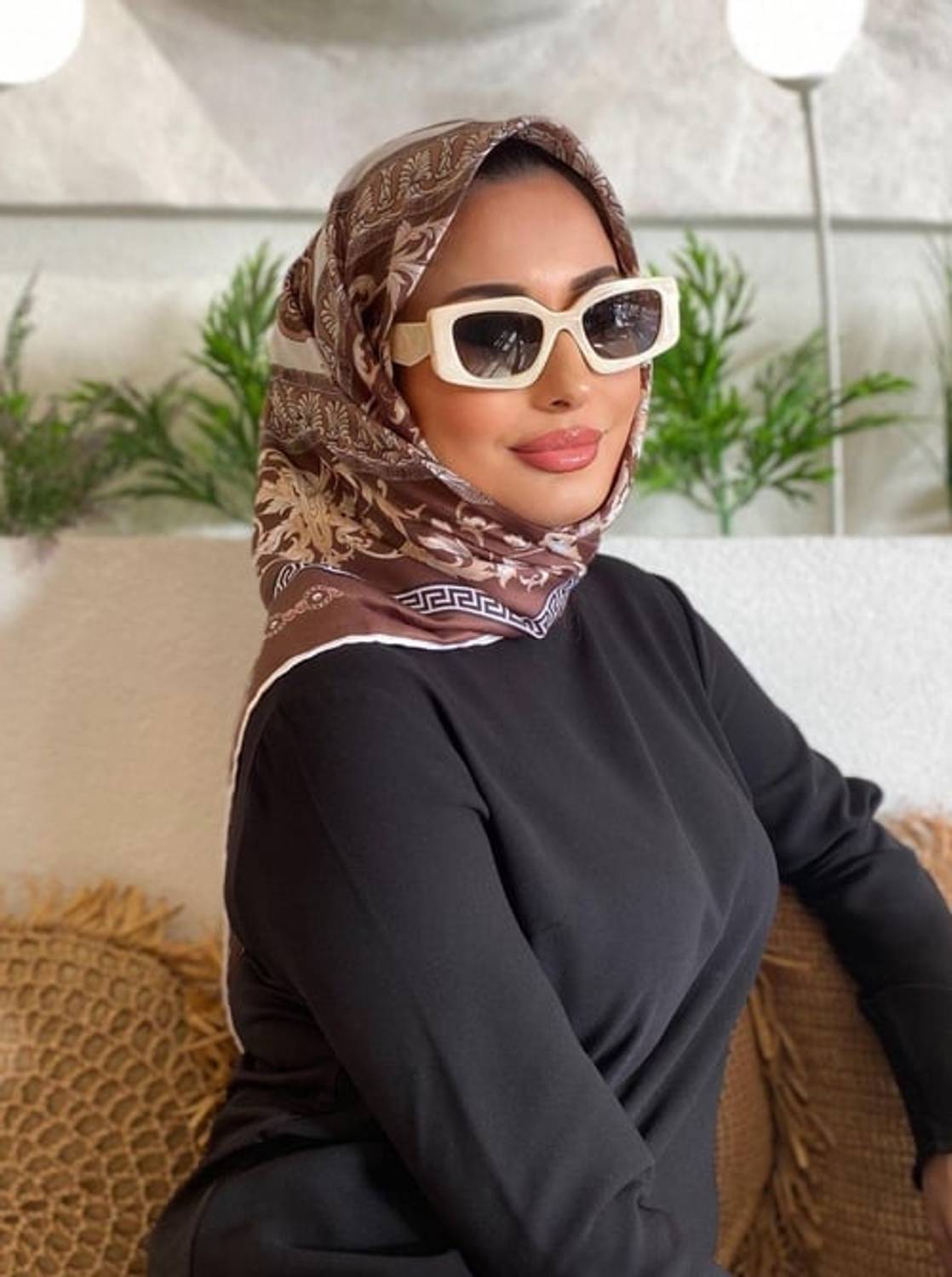 PAMUKLU EŞARP SÜTLÜ KAHVE