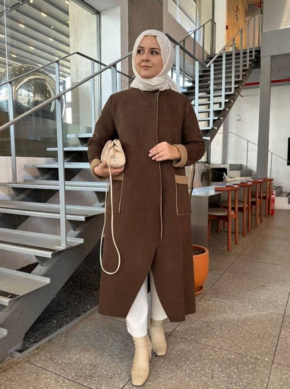 Кабан TEDİ коричневий, стильний, з тканини Tedi, розміри 36-52, в наявності розміри 36/38/40, 42/44/46, 48/50/52