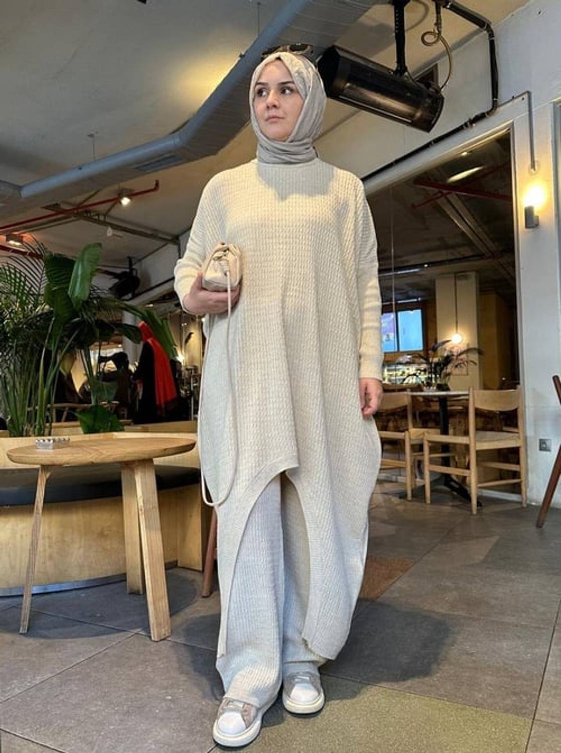 Комплект с брюками бежевого цвета из трикотажной ткани, стандартный размер (36/38/40)