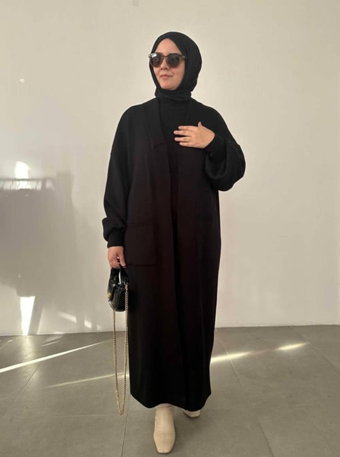 Черный комплект с карманами и брюками стандартного размера