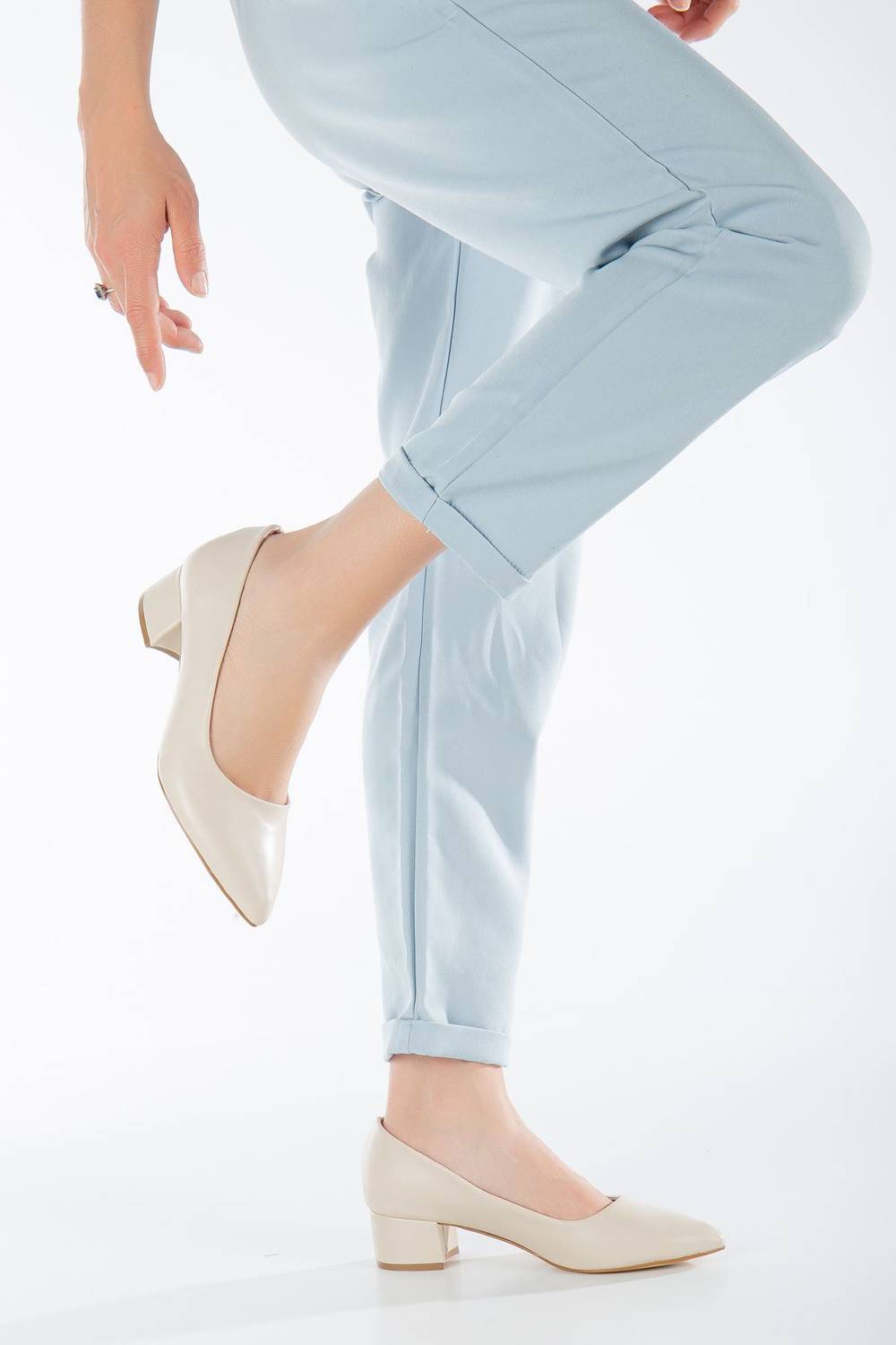 London Women's Short Heeled Shoes Skin Skin