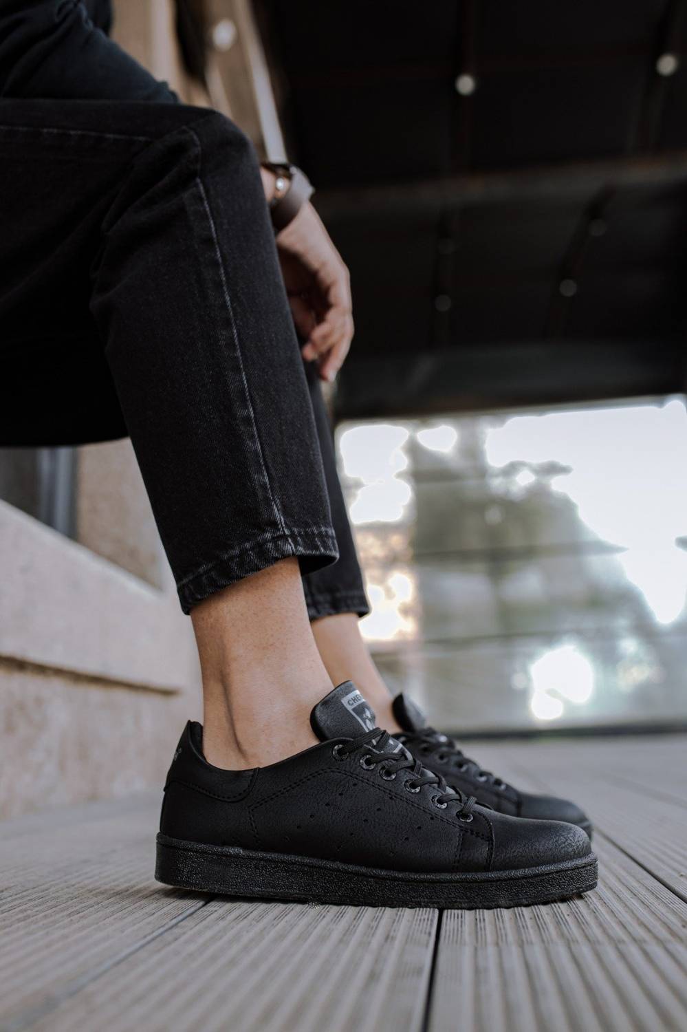 Новая коллекция легкие спортивные обувь на шнуровке - черная, ортопедическая стелька, 100% хлопок, высота каблука 2 см, размеры 35-45