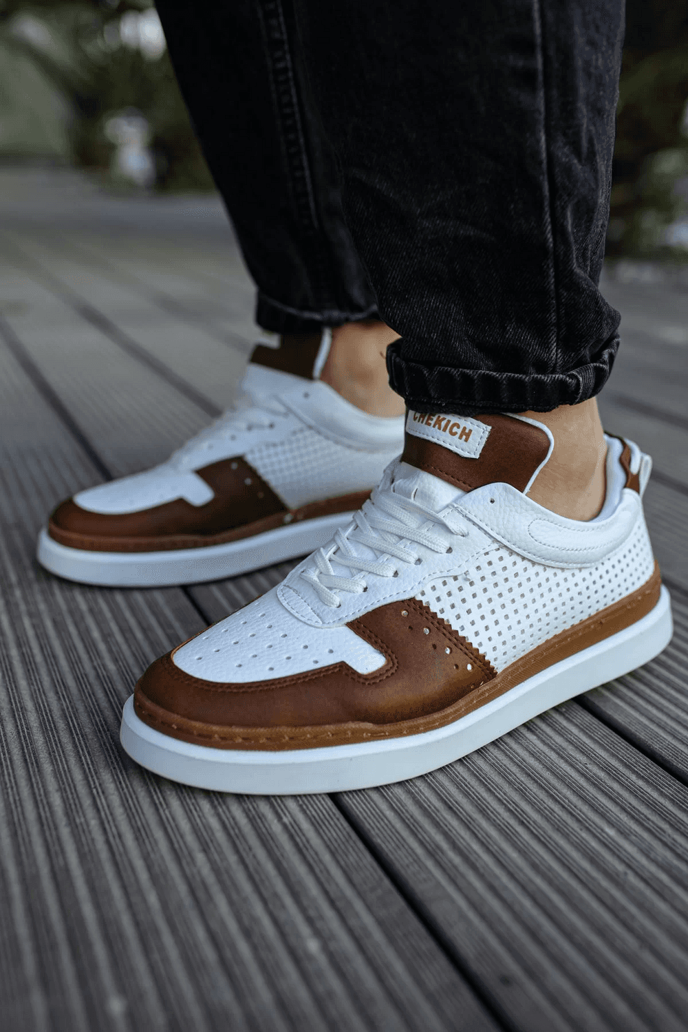 Мужские термо спортивные туфли на шнурках - бело-коричневые, ортопедическая стелька, 100% хлопковая подкладка, высота каблука 2 см