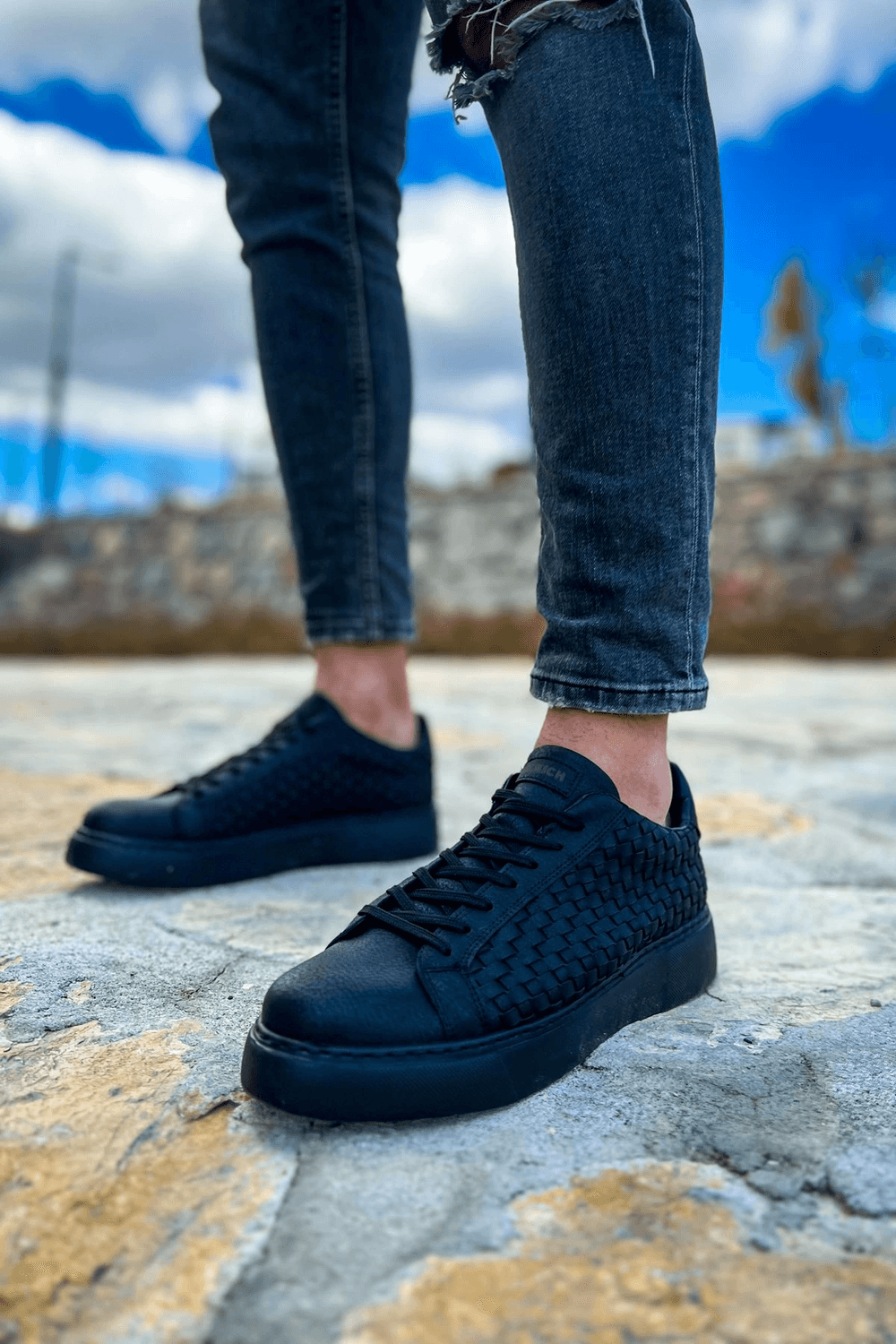 Чоловічі трикотажні спортивні кросівки - чорні, ортопедична устілка, 100% бавовняна підкладка, штучна шкіра, доступні розміри 40-44