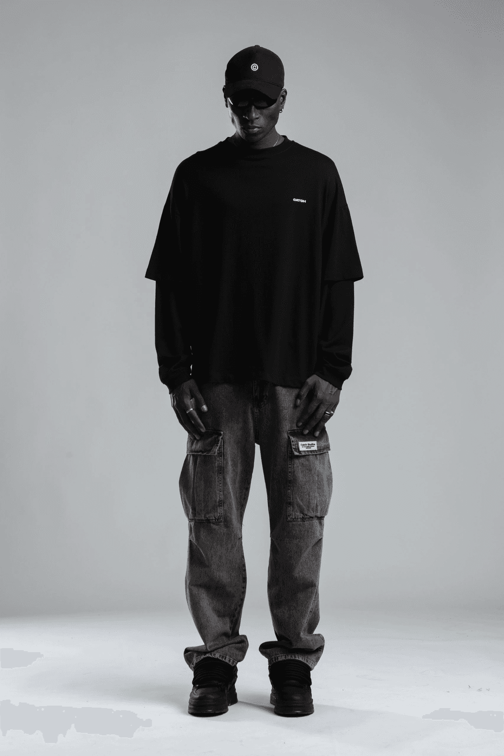 Чоловічий тонкий оверсайз світшот з принтом - чорний, круглий виріз, стильний дизайн, доступні розміри S, M, L, XL