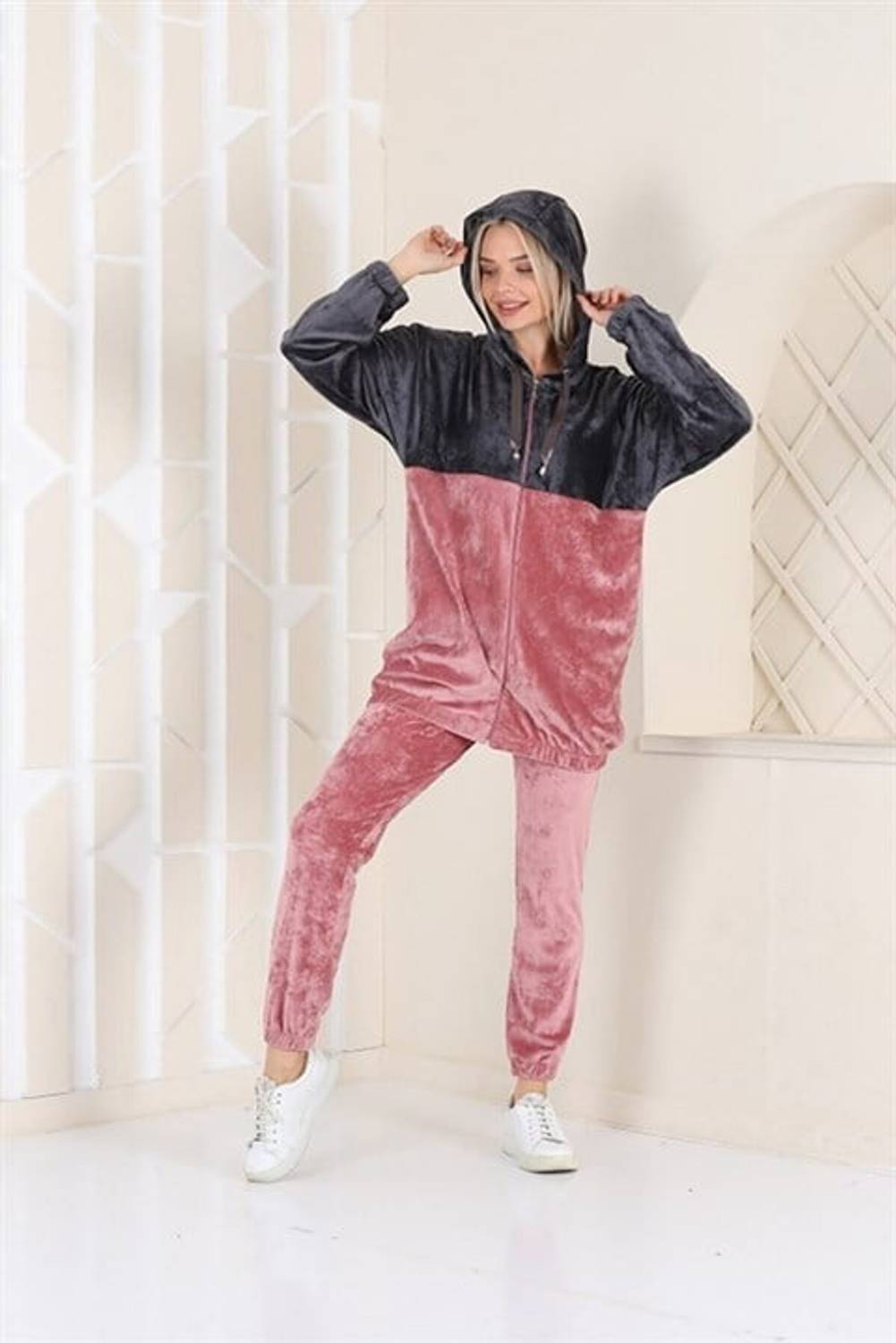 Женский велюровый спортивный костюм с капюшоном - Пудра/Фюме, 2 предмета, эластичная ткань, стильная повседневная одежда для комфортного ношения