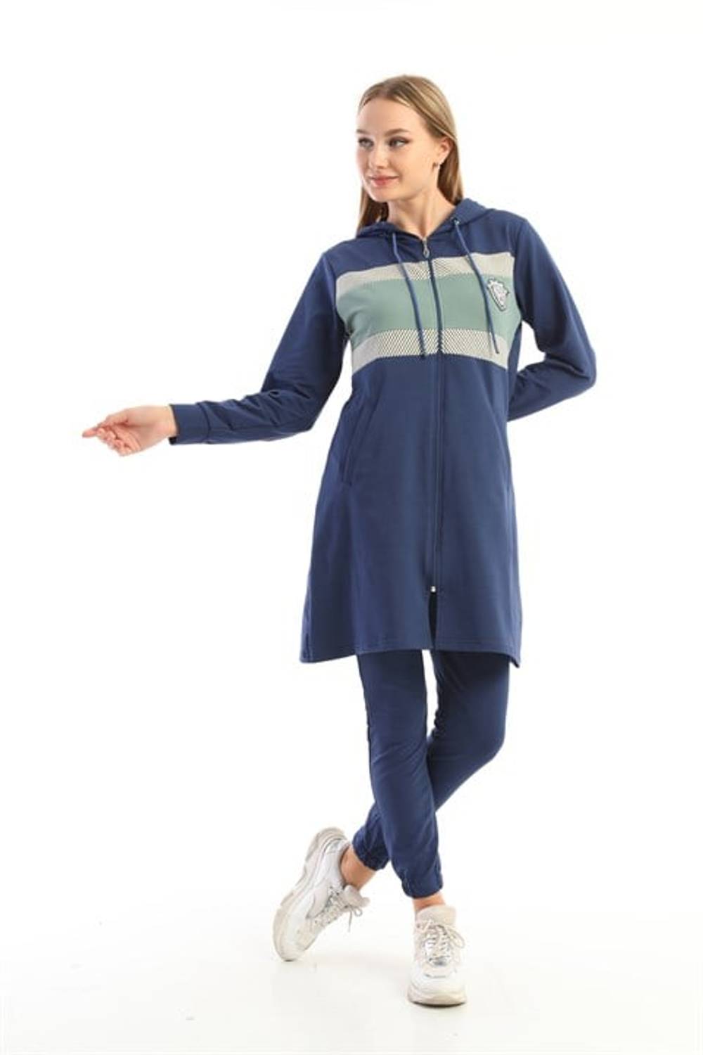 طقم ملابس رياضية بغطاء للرأس وسحاب من ساكس معطف النعناع