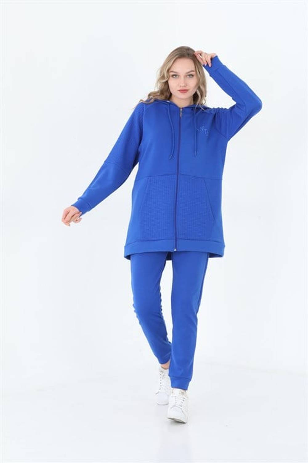 Спортивный костюм для женщин с капюшоном, синий цвет, квадратные детали, удобный, эластичный, подходит для повседневной носки и хиджаба