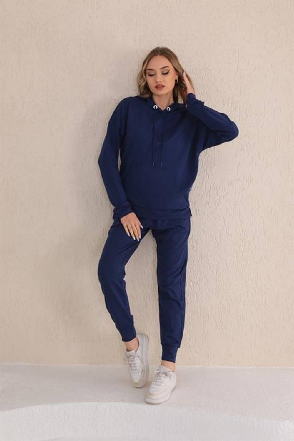 Embossed Heart Patterned Daily Sweat Jogger Women's Sport Suit Navy Blue