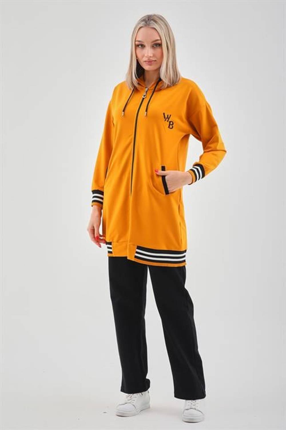 Спортивный комплект для женщин с капюшоном HARDAL, высококачественный материал, свободные брюки, два кармана, подходящий для повседневного использования