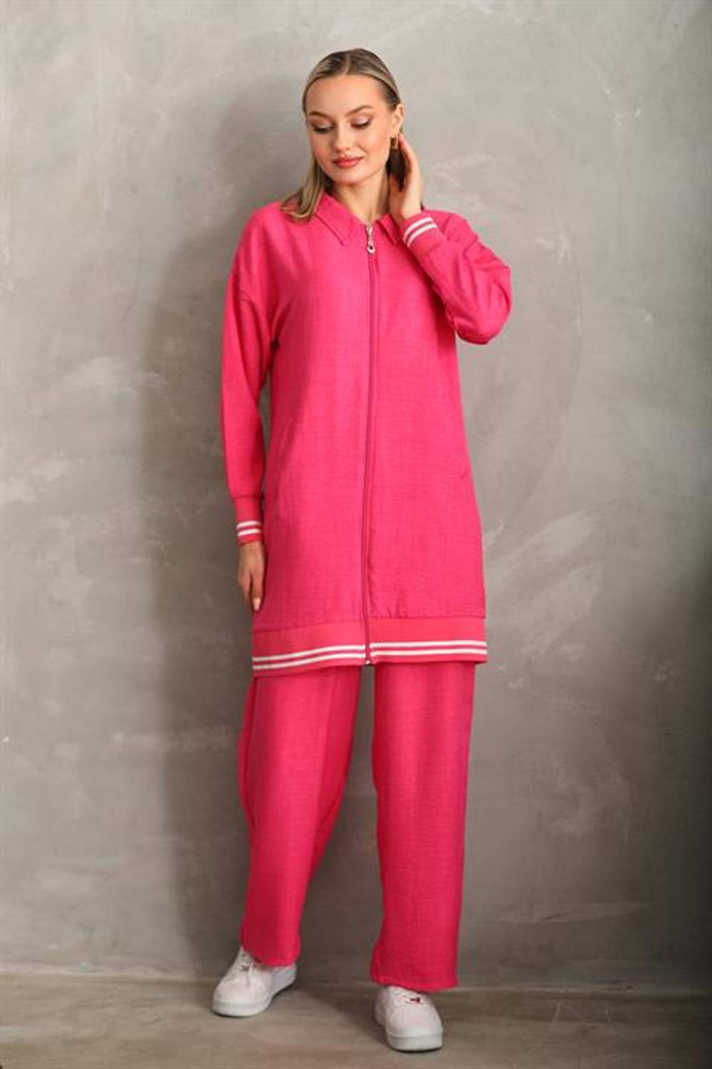 Двокісний комплект для жінок з фуксії: сорочка та штани, якісна тканина, оверсайз, повітропроникні, ідеально підходять для повсякденного носіння