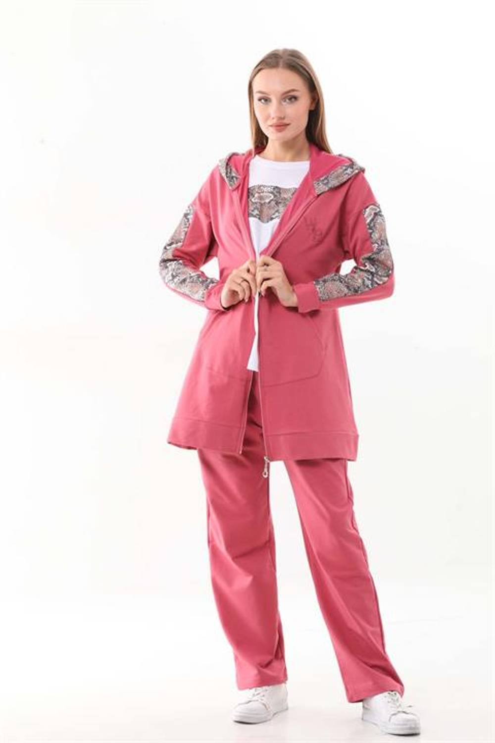 Женский спортивный комплект из 3-х предметов с леопардовым блестящим декором, цвет пудра, высококачественная ткань, идеальный для повседневной носки