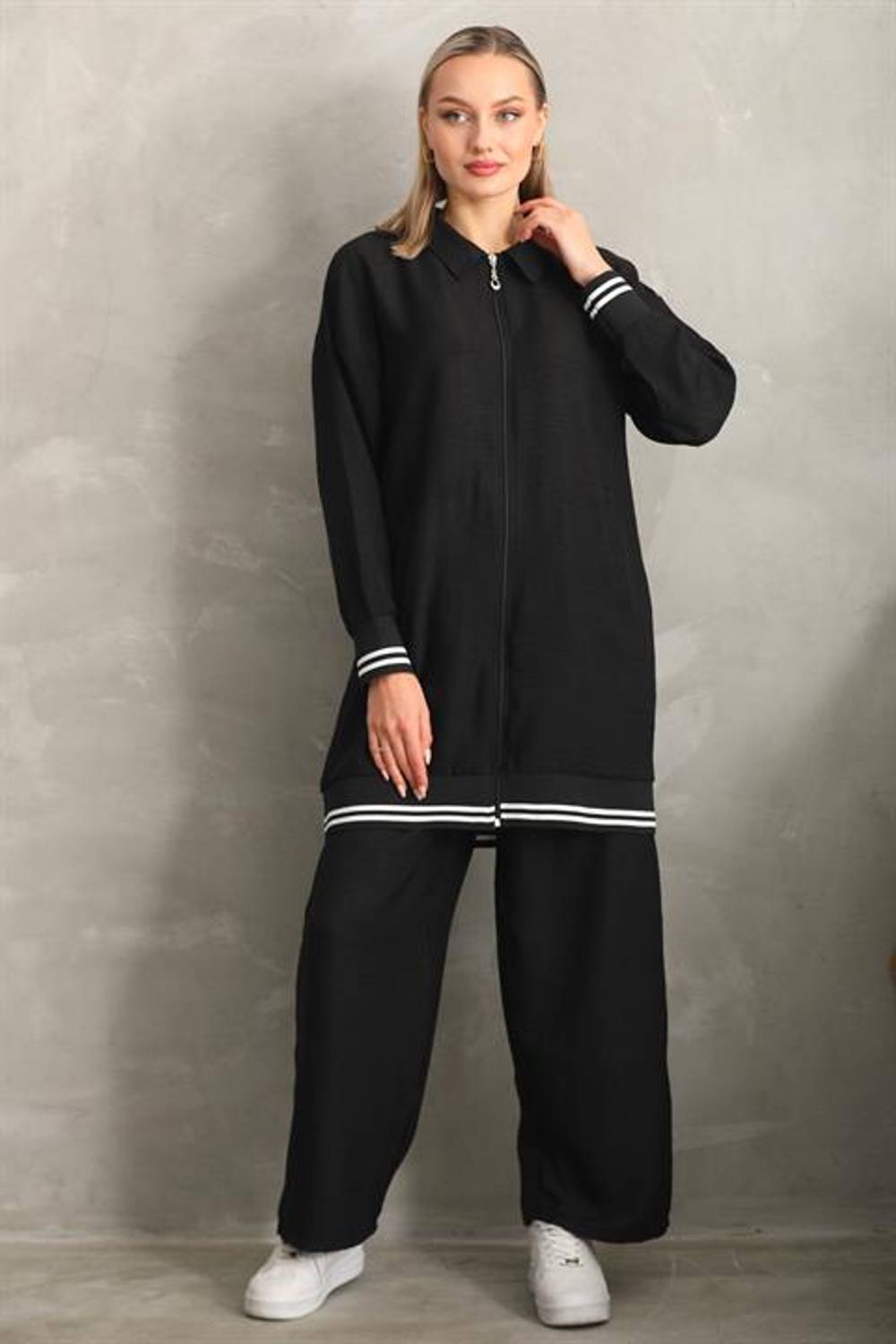 Жіночий комплект для щоденного носіння: сорочка та штани в чорному кольорі, оверсайз, з високоякісної тканини Ayborin