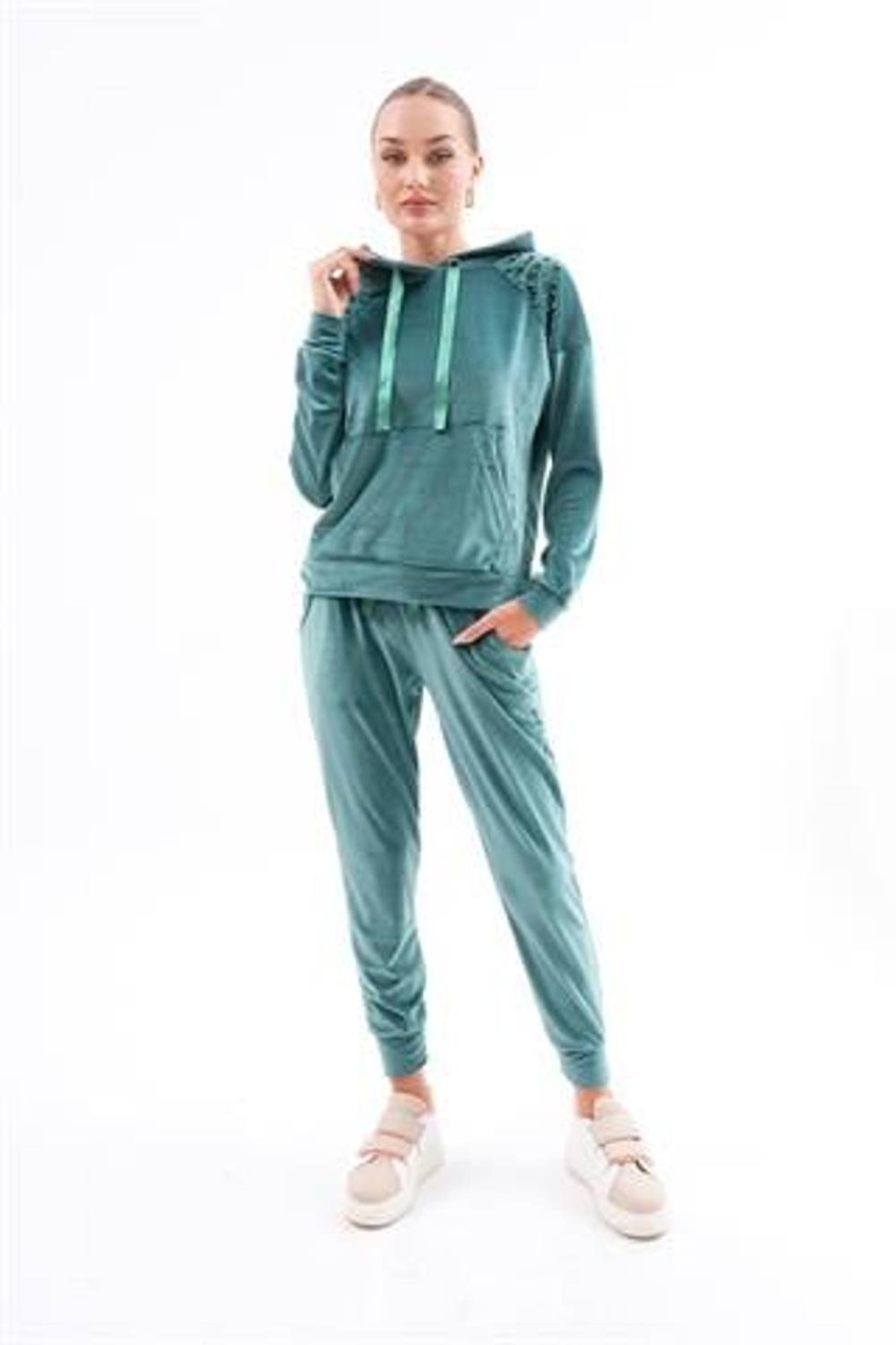 Kadın Soft Kadife Taşlı Eşofman Takımı ZÜMRÜT