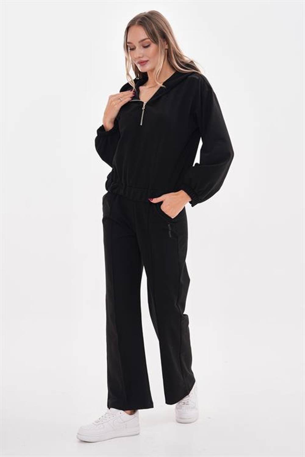 Жіночий спортивний комплект з наполовину застібкою, чорний, підходить для активного відпочинку, вільна футболка та штани палаззо