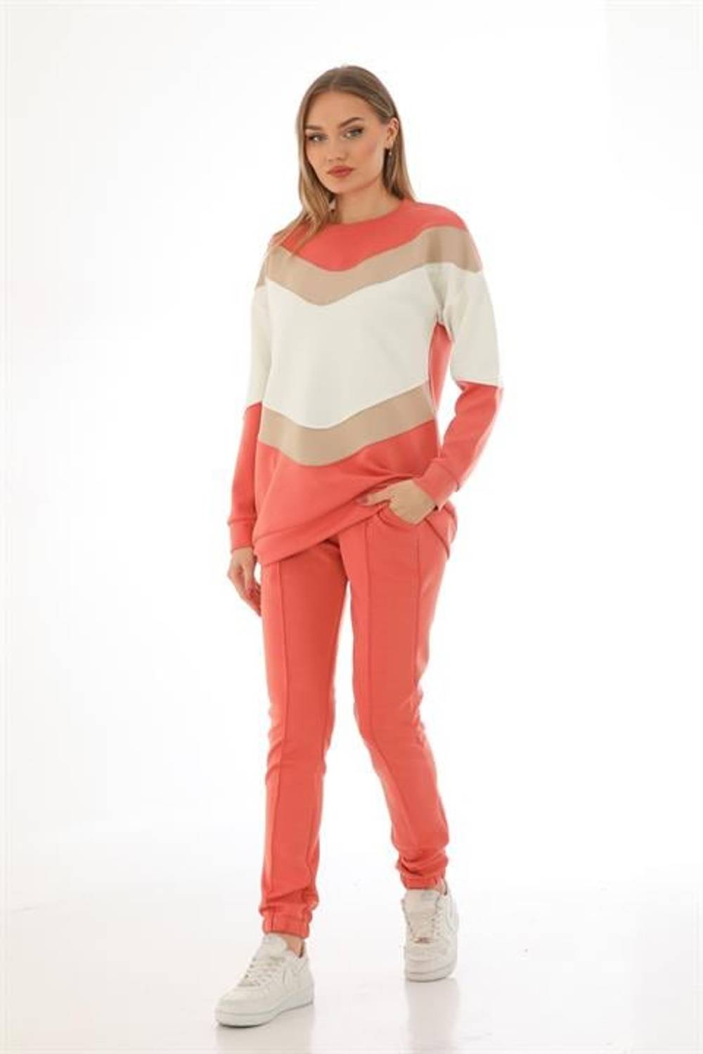 Спортивный комплект с цветными вставками - Нара, удобный и стильный, для повседневной тренировки, подходит для мусульманской одежды