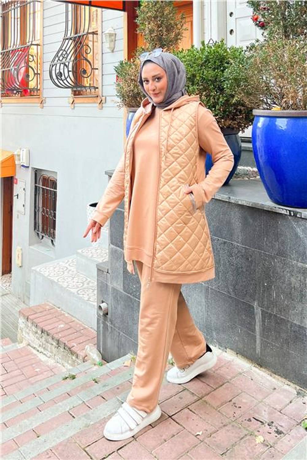 Zippered Glitter Stripe Detailed Pocket Hooded Plus Size Quilted Three-piece Suit - Beige - AK06013.12023