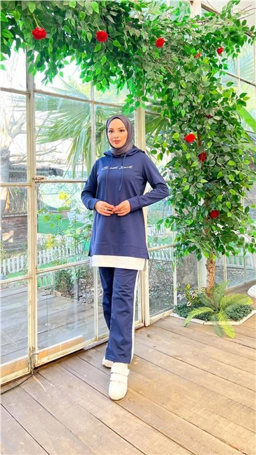 Капюшонный спортивный комплект коротких штанов с принтом, цвет светло-синий, размеры 40-48