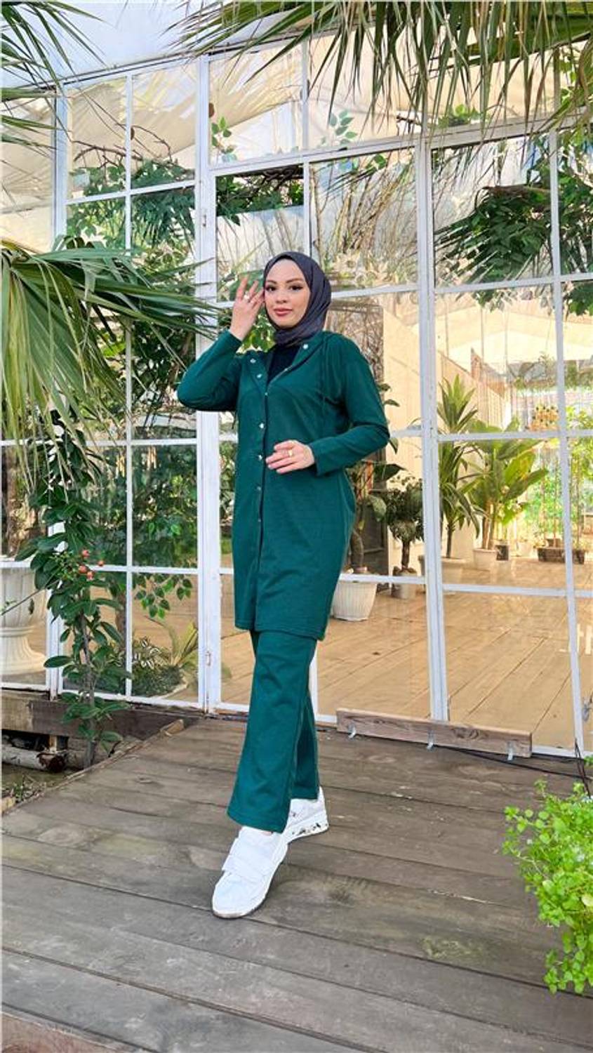 Теплый велюровый костюм с капюшоном и брюками, размер 38-46, цвет нефть, идеален для зимних тренировок