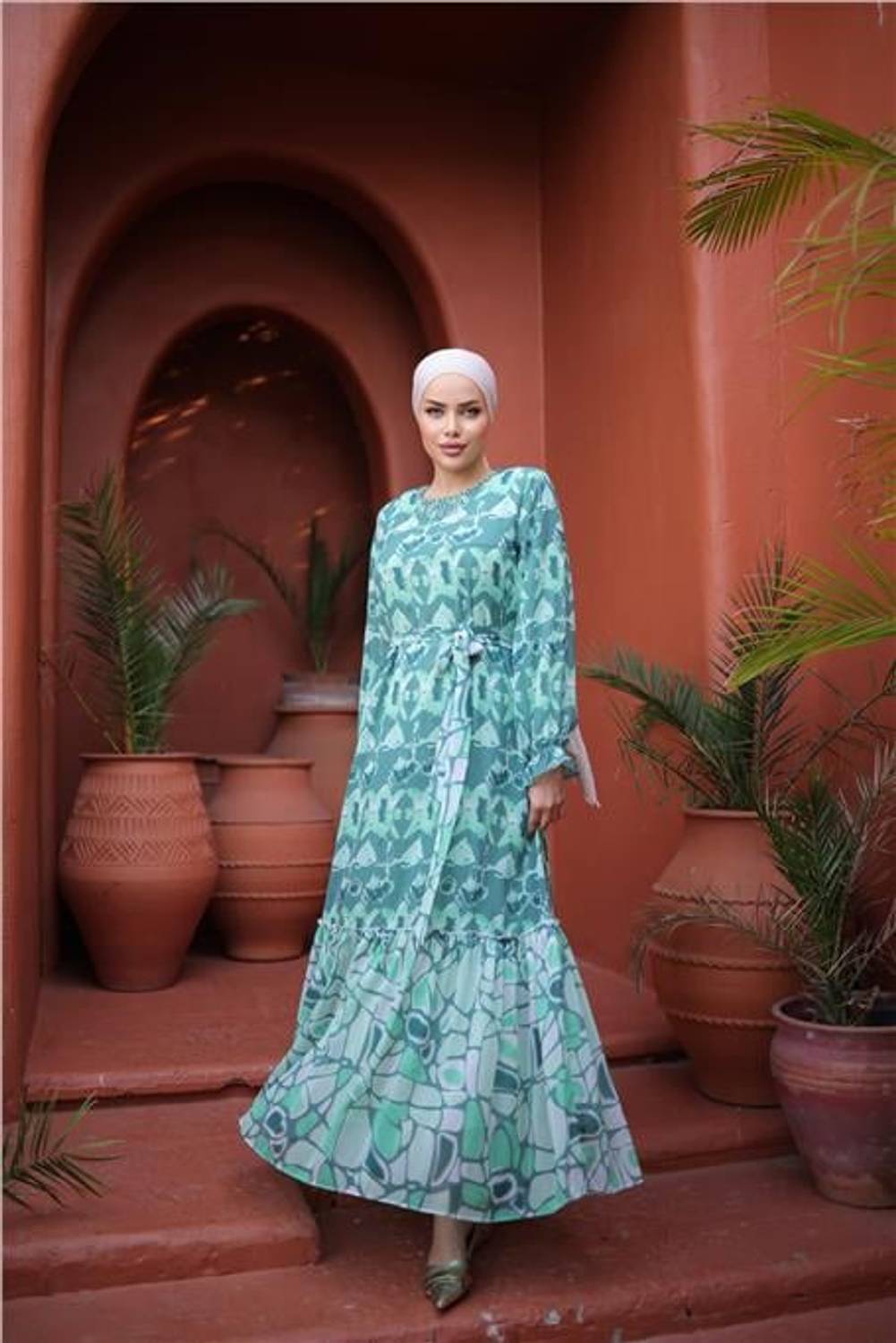 Boncuk Aksesuarlı Belden Bağcıklı Desenli Uzun Şifon Elbise - 50007.100 - Çağla Yeşili