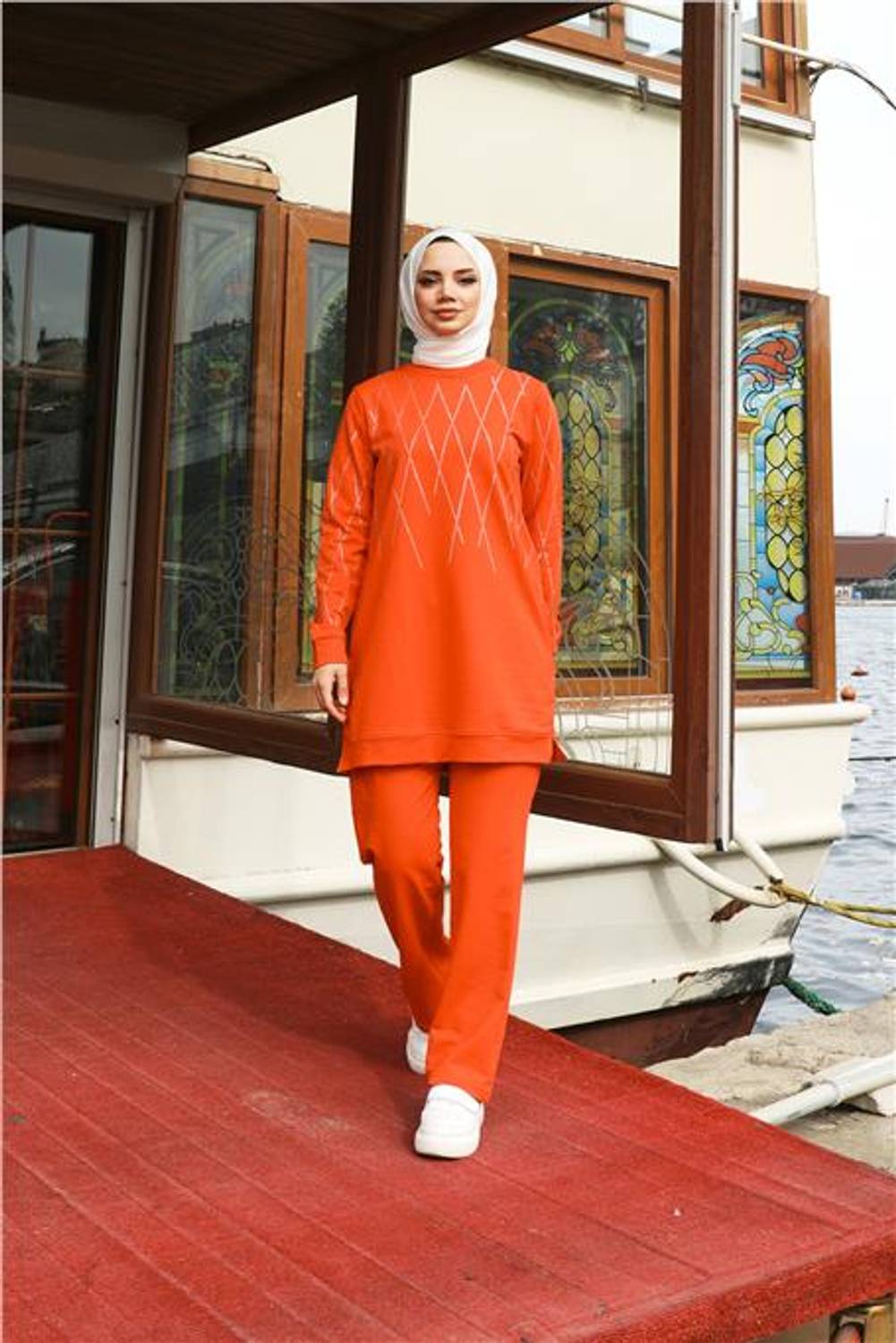 Çarpraz Taş Desenli O Yaka İkili Tesettür Eşofman Takımı - 71185 - Oranj