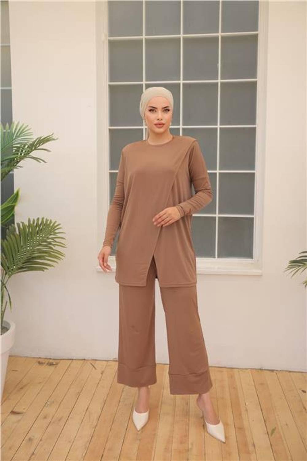 Асиметричний комбінезон для жінок - 71191 - Молочна кави, спортивний одяг, доступні розміри 38-46