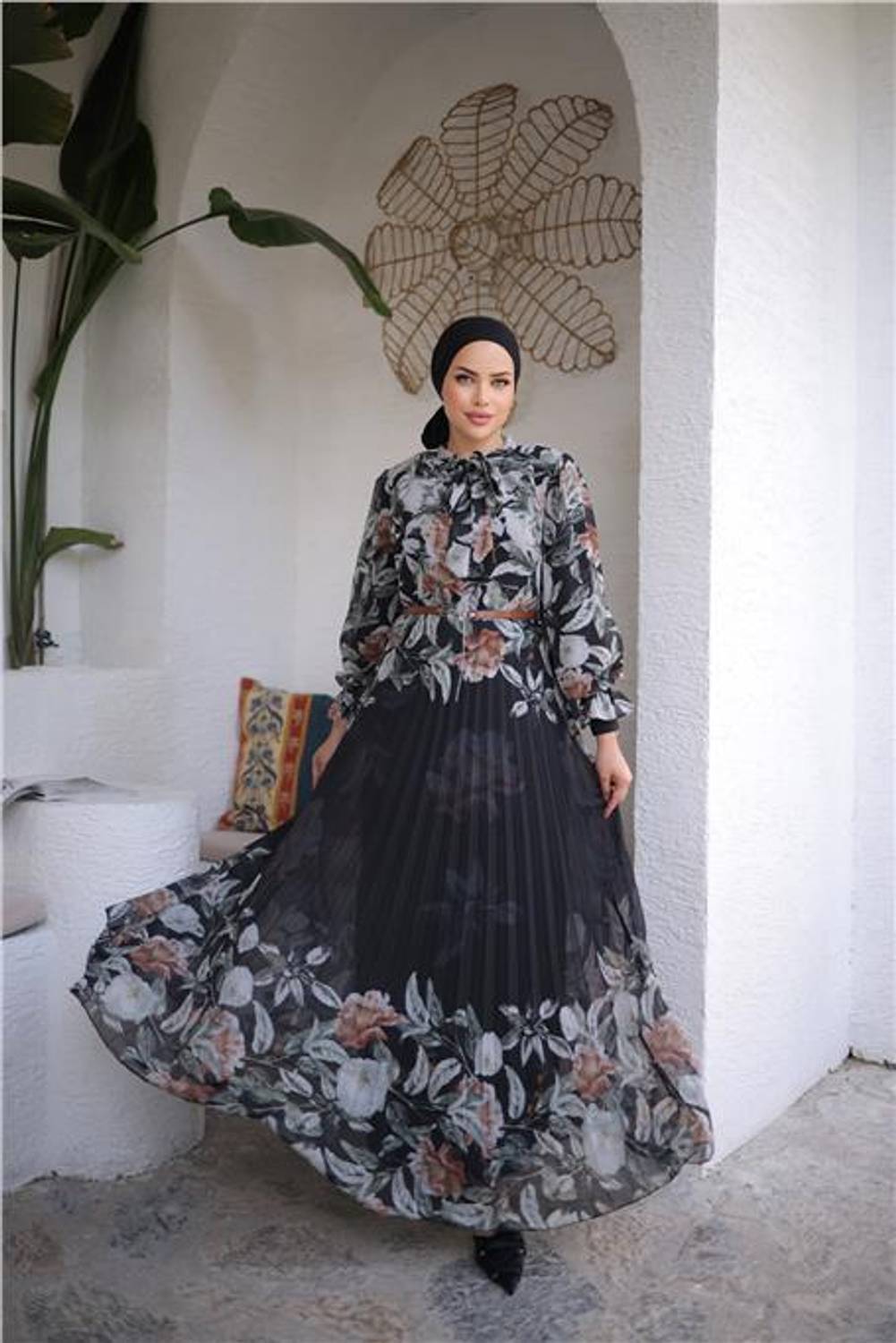 Boyun Bağcıklı Kemerli Desenli Uzun Şifon Elbise - 50006.049 - Tarçın