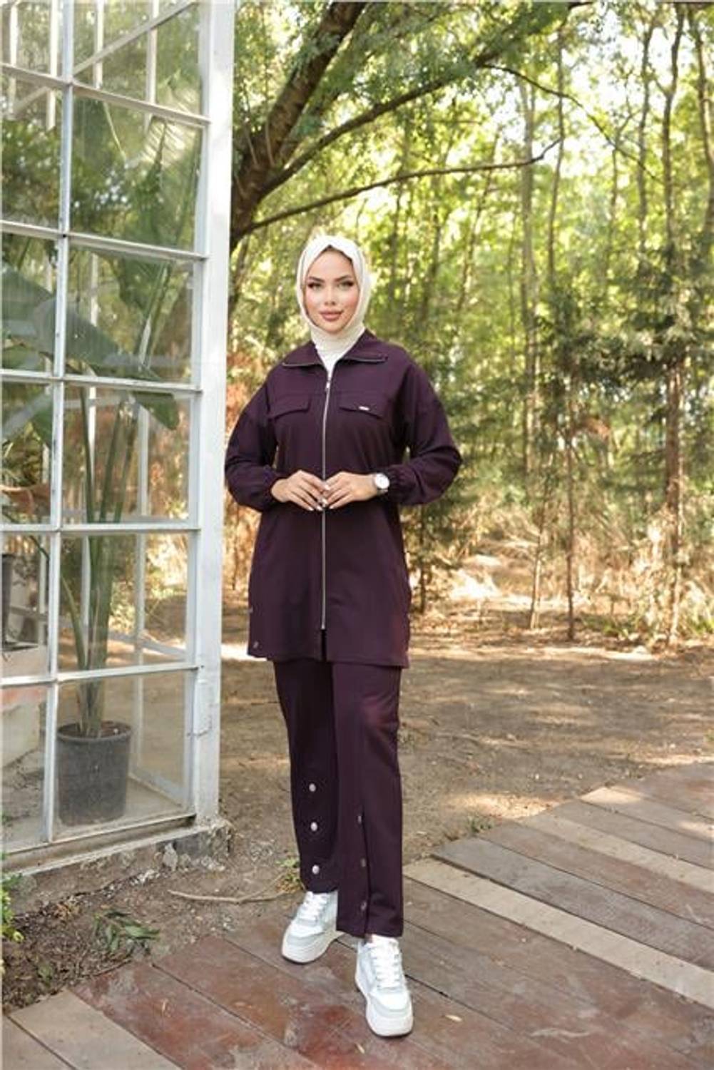 طقم Sweatpants مزدوج بأزرار مع جيوب بسحاب - مـُـردم - يناسب جميع المواسم