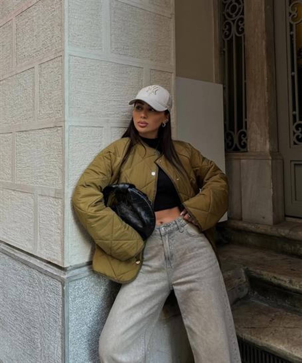 Женская куртка с узором "ромб" утепленная – зелёная, стильная и комфортная для зимнего сезона