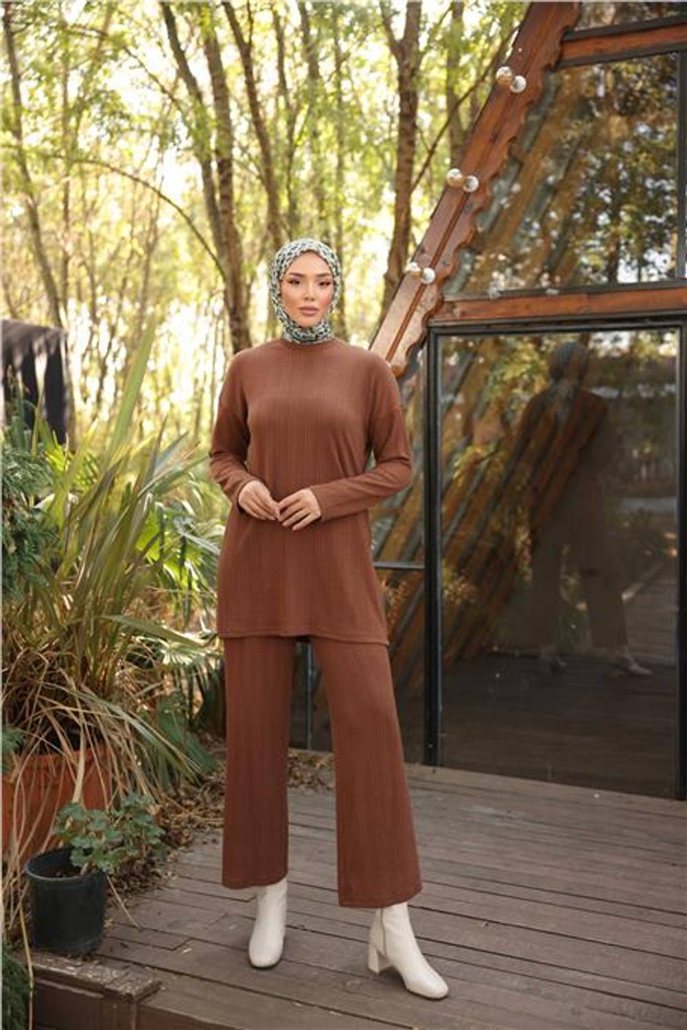 O Yaka Kısa Tunik Pantolon Sade İkili Tesettür Eşofman Takımı - 71219.028 - Kahverengi