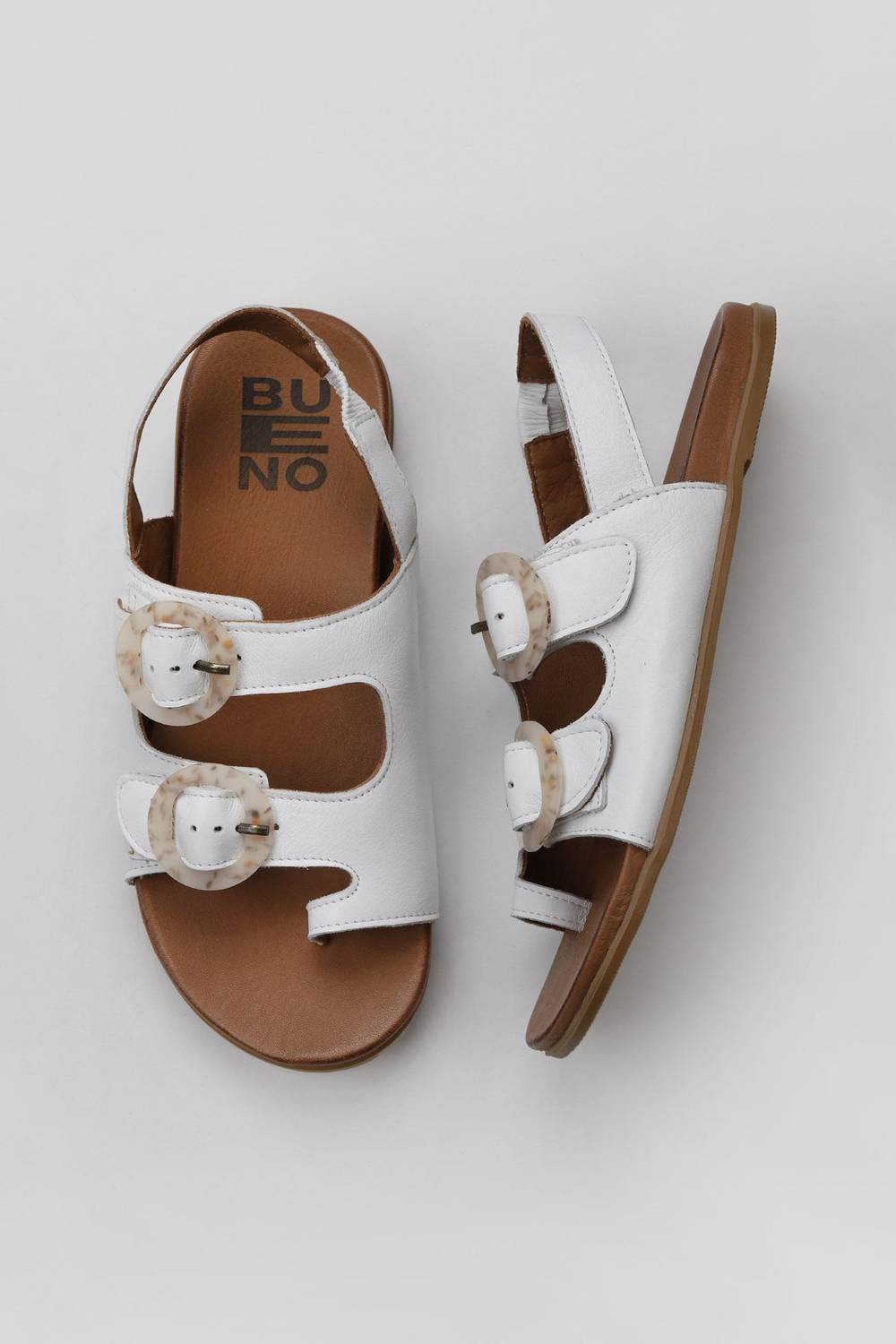 Сандалии Bueno для женщин, модель 01WU4223, кожаные, с термо-основанием, высота каблука 1 см, доступны в размерах 36-42, цвета: фиолетовый, оранжевый, белый