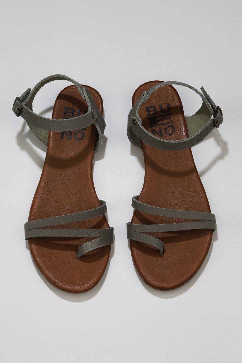 Женские сандалии Bueno 01WU7457 из кожи с термо-табией, высота каблука 2 см, доступные в оранжевом, хаки, фуксиевом и белом цветах, размеры 36-41