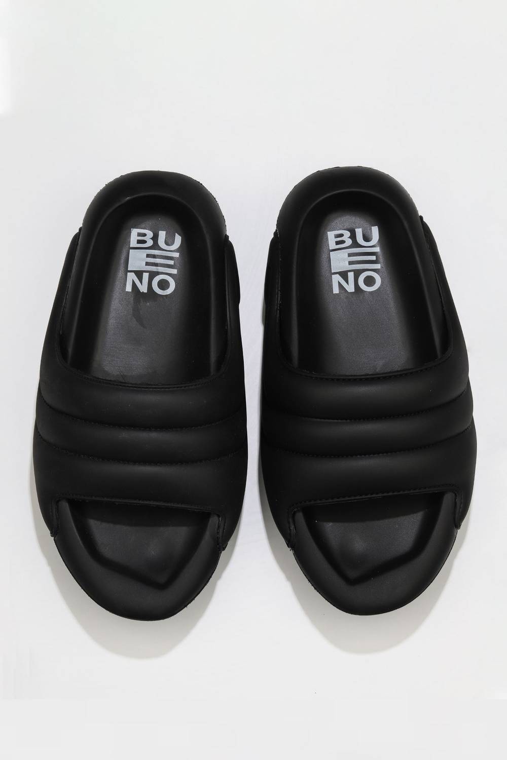 Жіночі босоніжки Bueno з платформи, шкіряні, 5 см підйом, білий, чорний, помаранчевий, зелений, доступні розміри 36, 37, 40