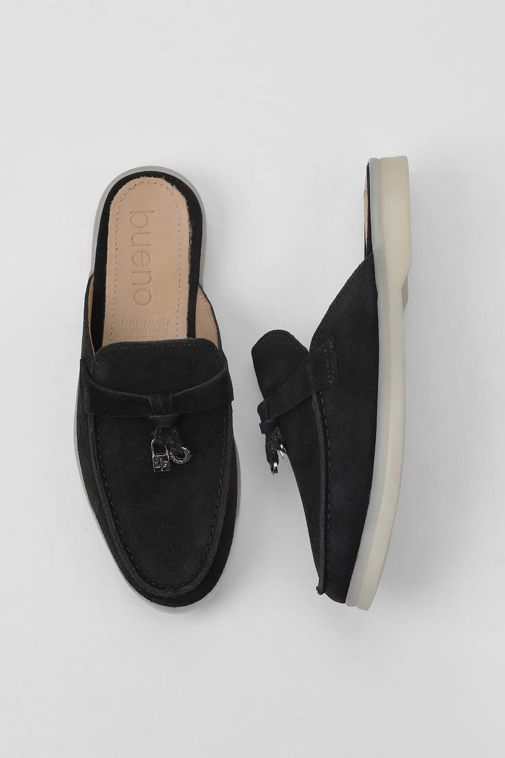 شبشب مسطح للنساء من بوينو شوز 05WT103