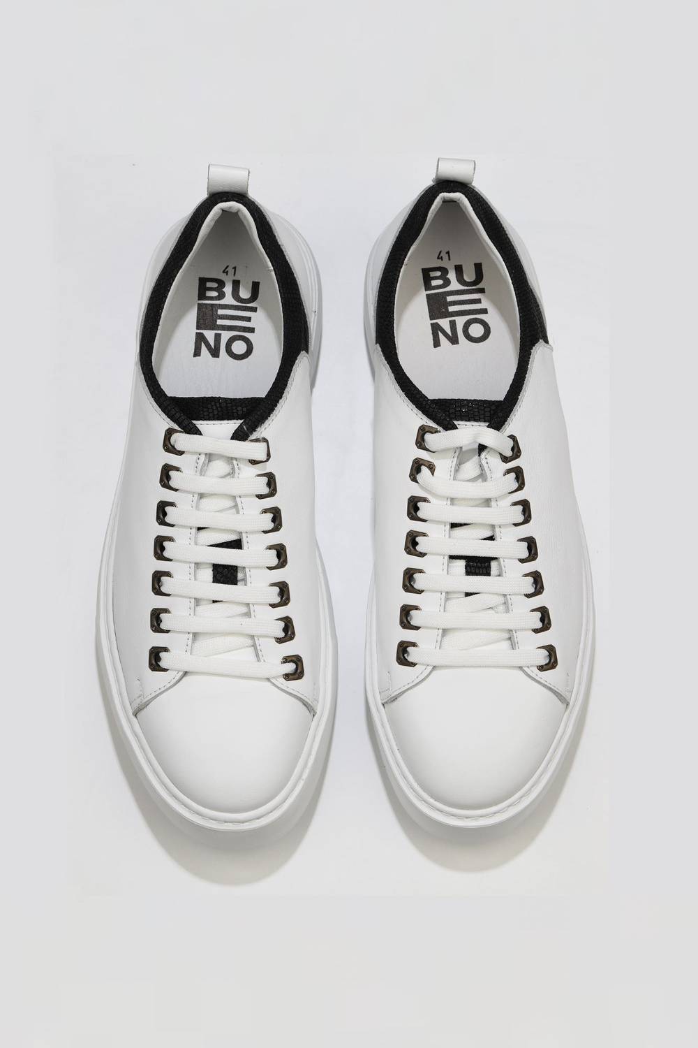 Мужские спортивные кроссовки Bueno Shoes, натуральная кожа, подошва Light Thermo, высота каблука 3 см, размеры 40-45, бело-черные, бело-синие, синие и хаки варианты