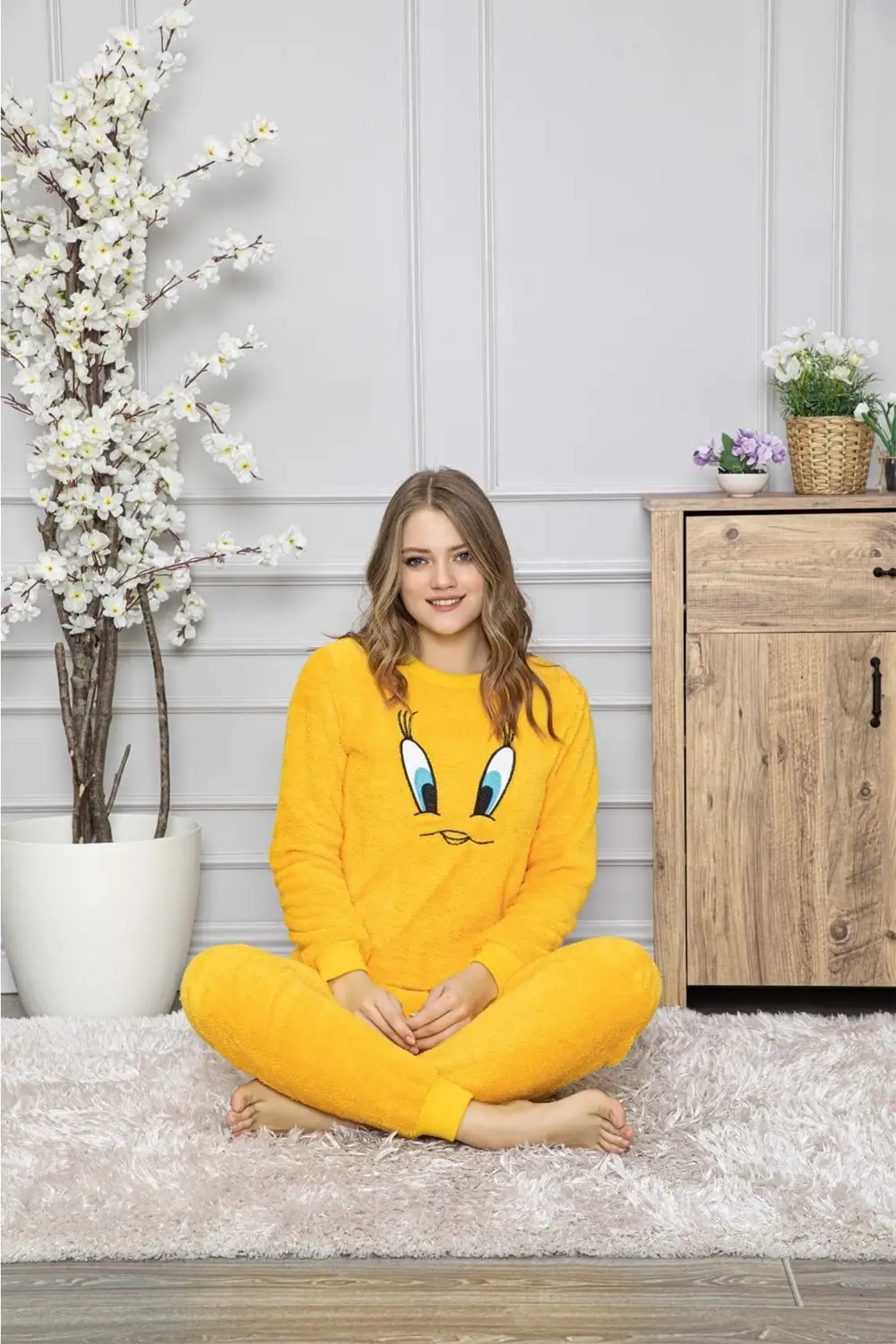 Civciv Desenli Anne Kız Çocuk Kombin Peluş Pijama Takımı (ANNE KIZ AYRI SATILIR.)