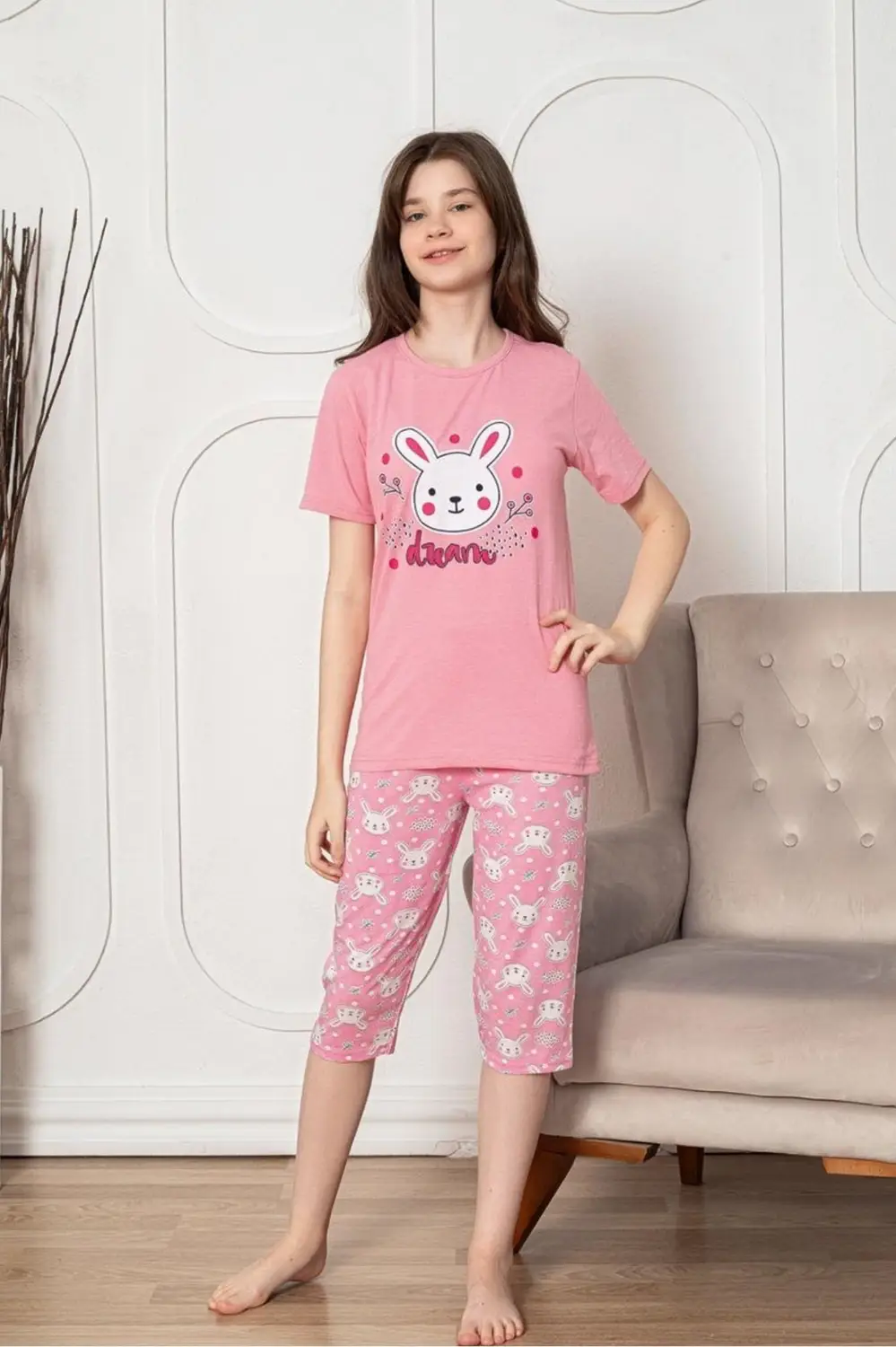 Faryakids Pamuklu Kısa Kollu Desenli Kız Çocuk Kapri Takım